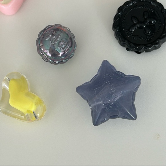 Assorted Fun Beads for Crafts - 11 pieces - Picture 7 of 16